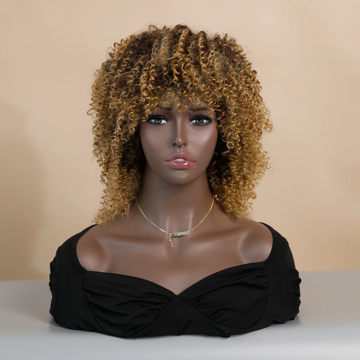 Perruque Courte Bouclée Noire Naturelle pour Femme - 11